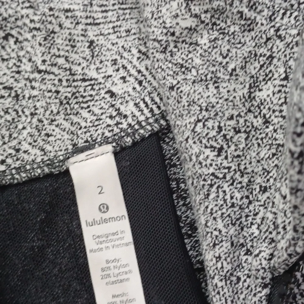 Lululemon Define Jacket - Picture 4 of 7